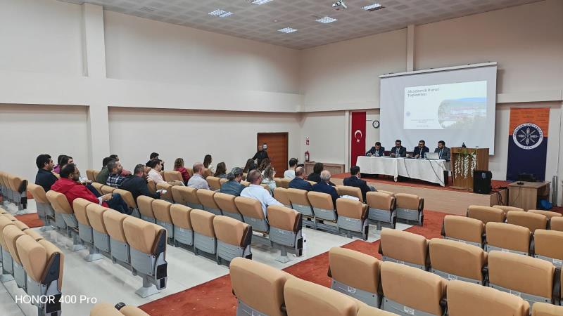 Ardahan Üniversitesi İİBF Akademik Kurulu Toplantısı Gerçekleştirildi