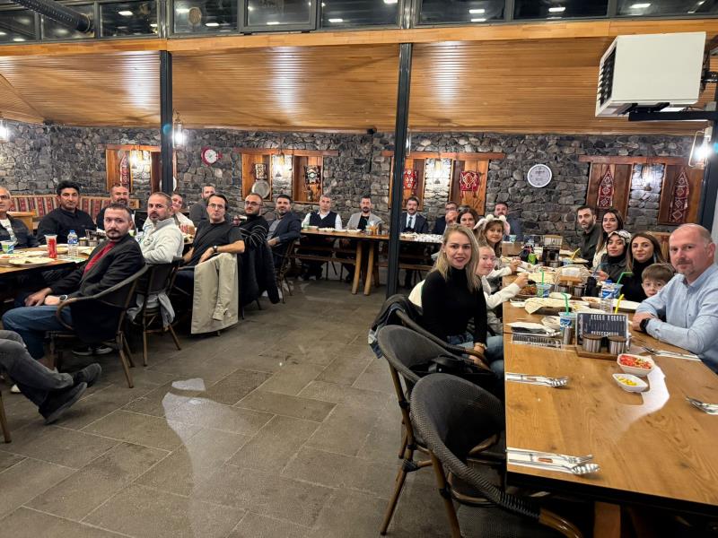 Bölümüz Akademisyeni için Veda Yemeği Düzenlendi